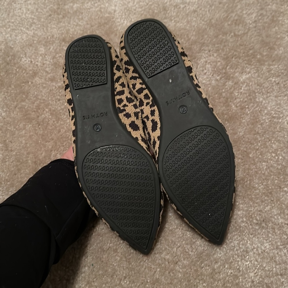 Euc Retired Cheetah Print Rothy’s Pointed Toe Flat - image 2